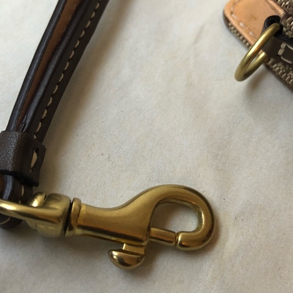 3 for $20❣️ Authentic Coach IPod Wristlet - Picture 7 of 7